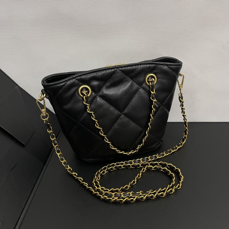 Ch**el bucket bags